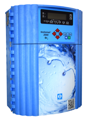 Testomat 2000 Br2 230 V/50-60 Hz, Seitenansicht des blauen Messgeräts mit Anschluss für Reagenzien